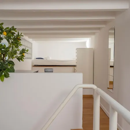 Apartman I-host - Pavia 10 *