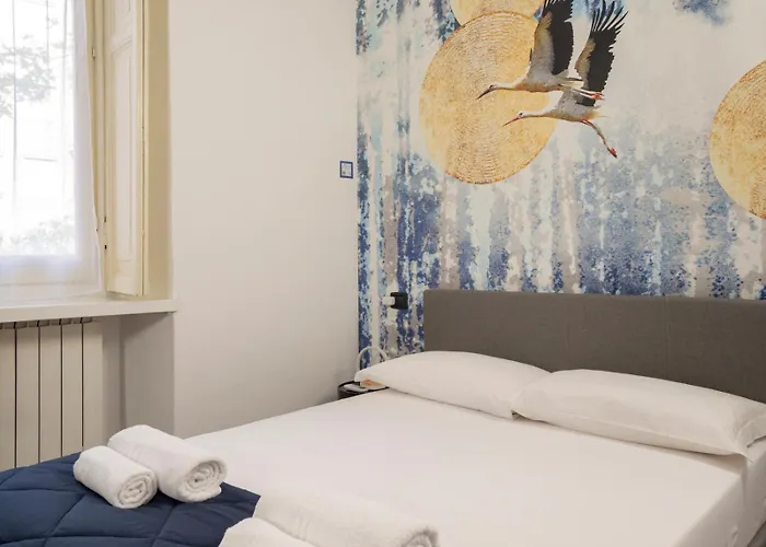 I-host - Pavia 10 Διαμέρισμα *