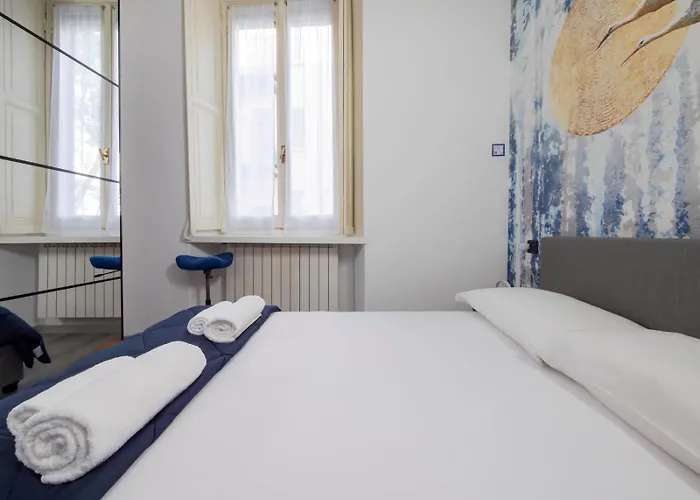 I-host - Pavia 10 Διαμέρισμα *